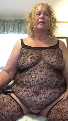 Big Ass 4 U: GILF Granny masturbates to dirty talk