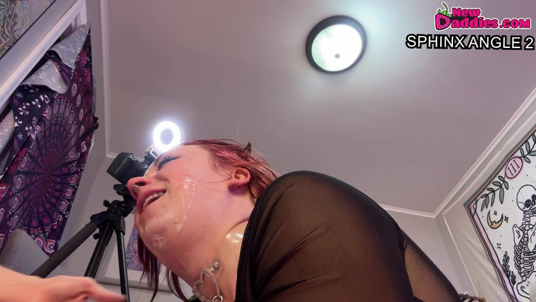 NewDaddies: Mükemmel götlü gotik pawg işten sonra gırtlağına kadar sakso çekiyor