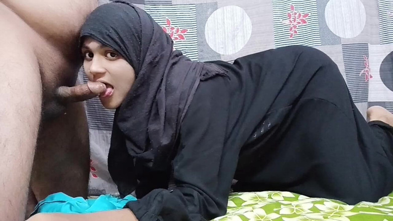 Couplemastiii: La sorellastra del mio amico mussulmana lo ha chiamato a...