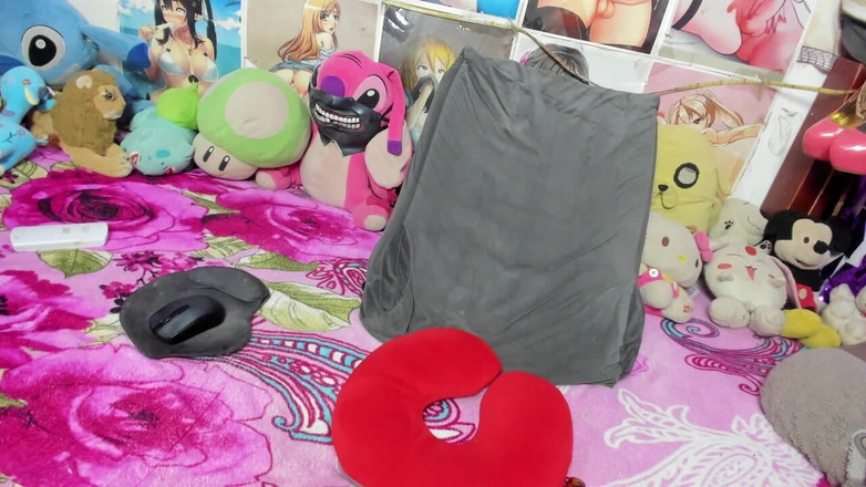 Ariana Unicorn: Гарне потягування члена