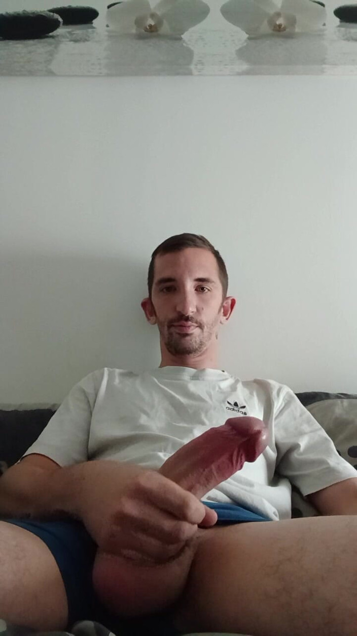 Alexis bondoux: Xxl of a Young Guy with Big Cumshot
