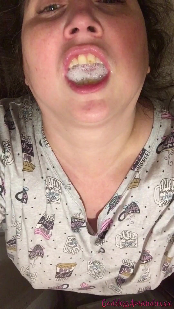 Goddess Amanda: Holení podpaží vlasy a polykání spermatu