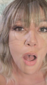 Swallow Your Cum with Stepmom