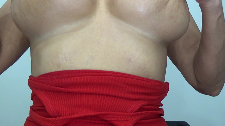 AnnaBUST: Stimulation of Large Nipples