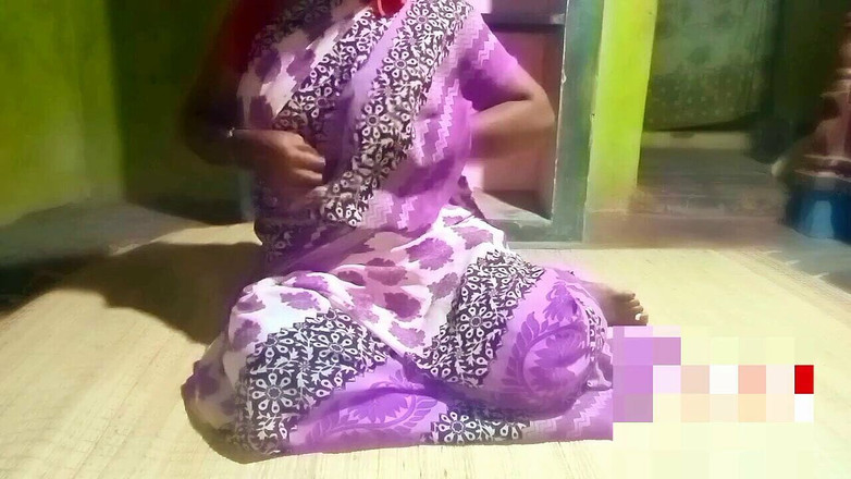 Priyanka314: ホテルの部屋でタミル語の女の子本当の性別