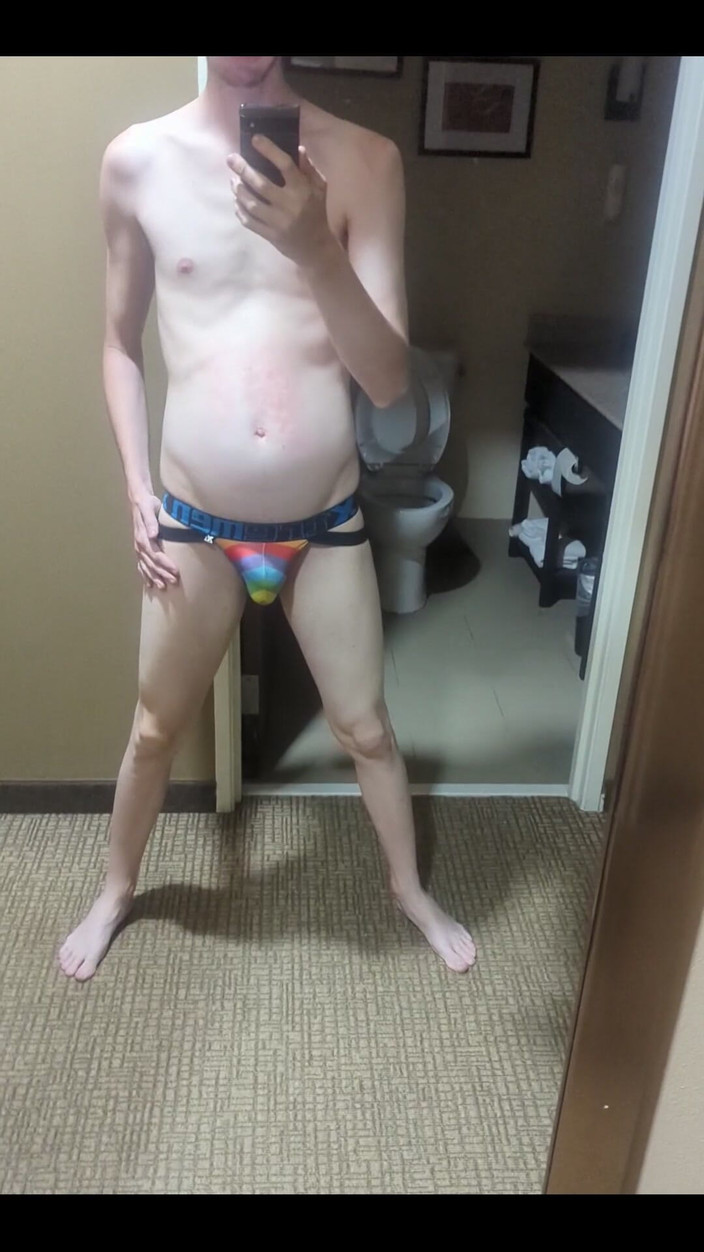 ElementX1018: Mess sloshing bên trong của tôi cảm thấy như nó đang...