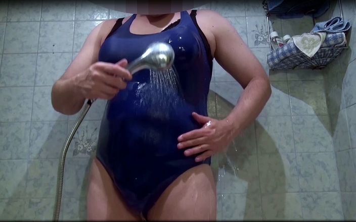 Tobi: Fake Boobs E-cup: Getting Blue Swimsuit Wet with Big Strapon...