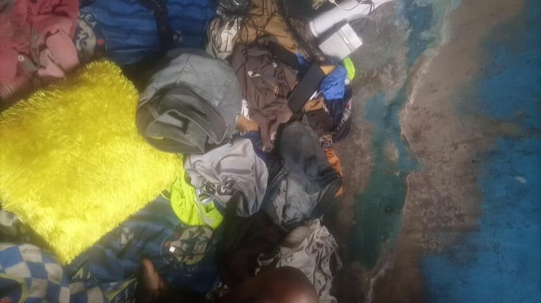 Oladi plenty tv: Büyük memeli büyük karnı ve anne sütünü seviyorum