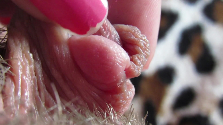 Cuteblonde666: Prim-plan extrem pe capul meu dur de clitoris