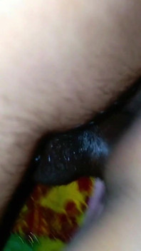 Hintli gerçek hintli kadın ilk kez xxx video.