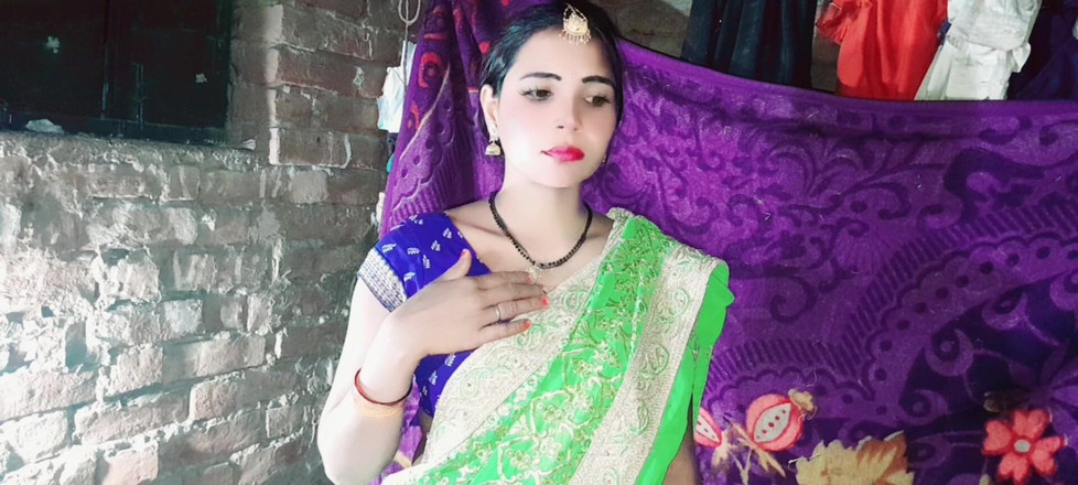 Renudbf: Devar трахает девственницу индийскую дези бхабхи перед ее браком так жестко и кончает на нее