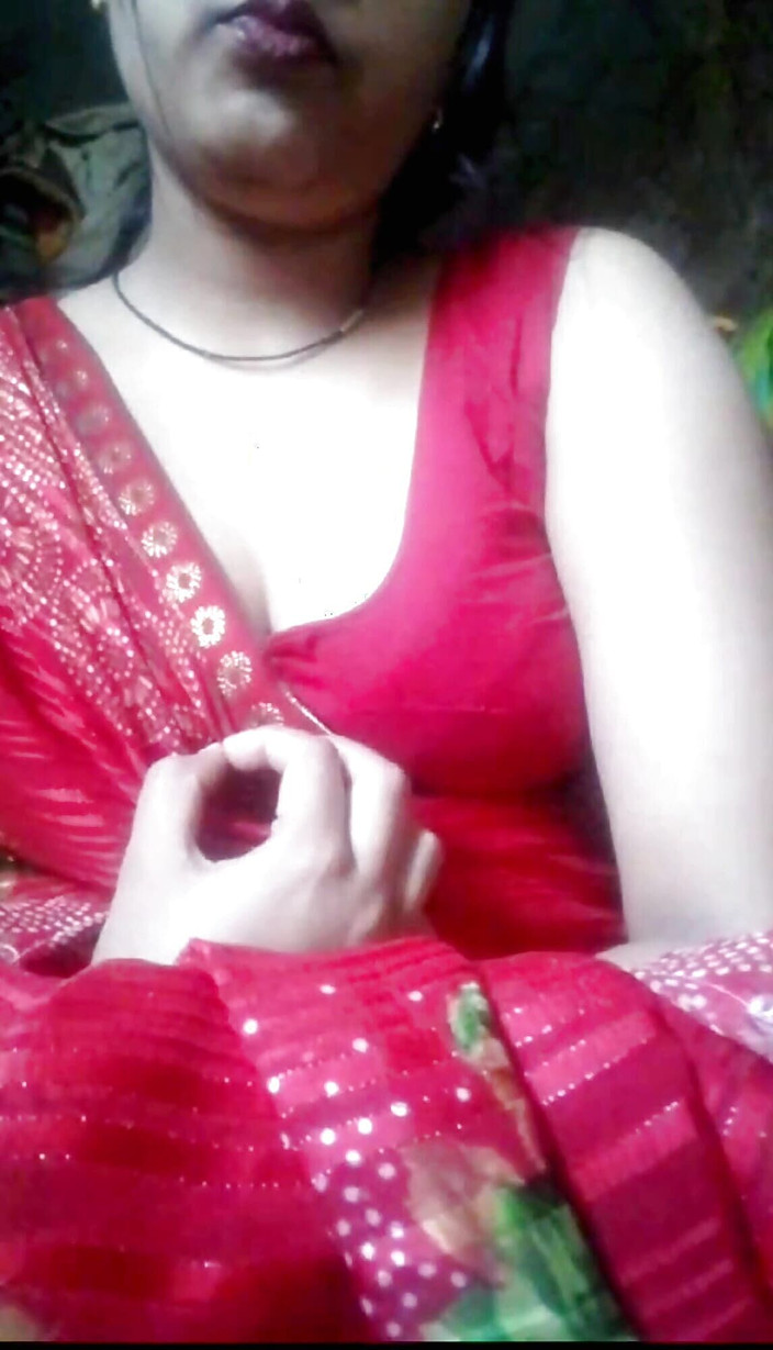 Suzy Pusy: Video kamerová show vysokoškolačky