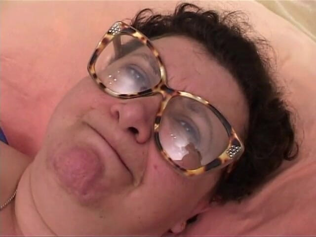 Just Great Ass: Old fat woman has solo sex in her bed with...