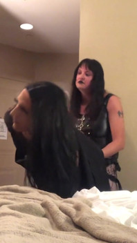 Maîtresse Pixie baise la tapette Bailey Wilde avec un gode ceinture - compilation 16
