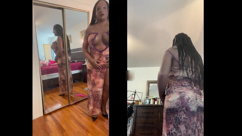 Deanna Doll: Черная крошка Danae раздевается, танцует обнаженной, трет ее киску и показывает ее хуй!