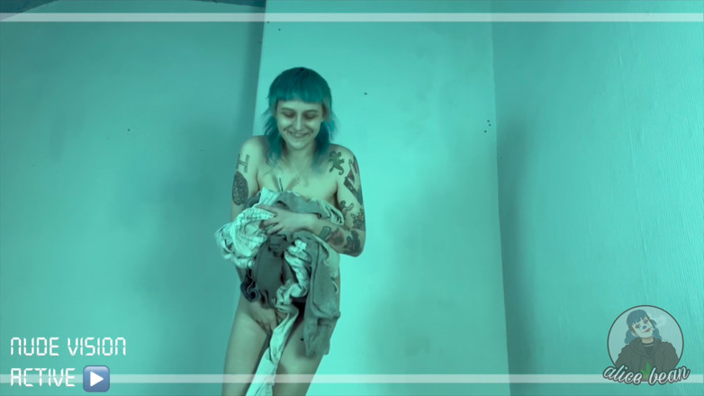 Alice Bean: Desnuda y expuesta