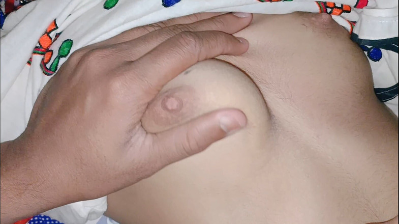 TomatoBig: पंजाबी लड़की बड़े लंड वाले प्रेमी को चोदती है