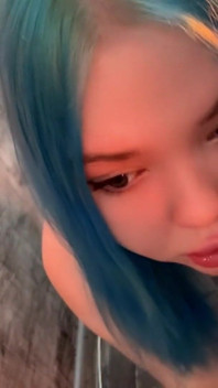 Deep Throat Deftly Swallows Cock