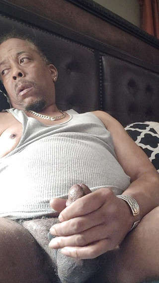 Sinzon The Attention Whore: Actuación con una provocación