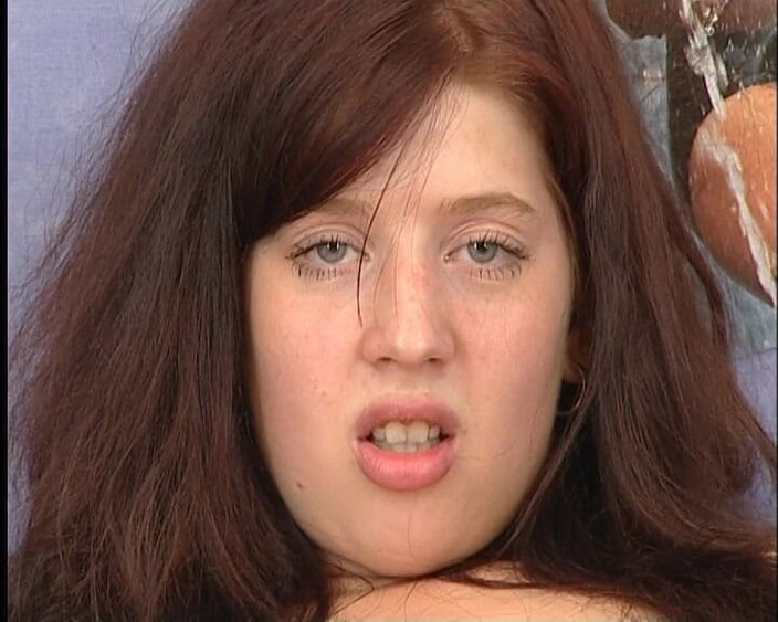 YOUR FIRST PORN: Tina- dildo ist manchmal Besser als Echter Schwanz - Tina dildo...