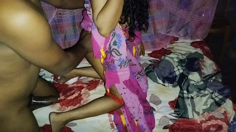 Deshi women: 18 Years Old Indian First Time Anal Ass Fucking Sex...