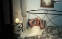 Pig Italia Official: Angela Gritti erotik fantezilerle her dileğini gerçekleştiren muhteşem büyük memeli...