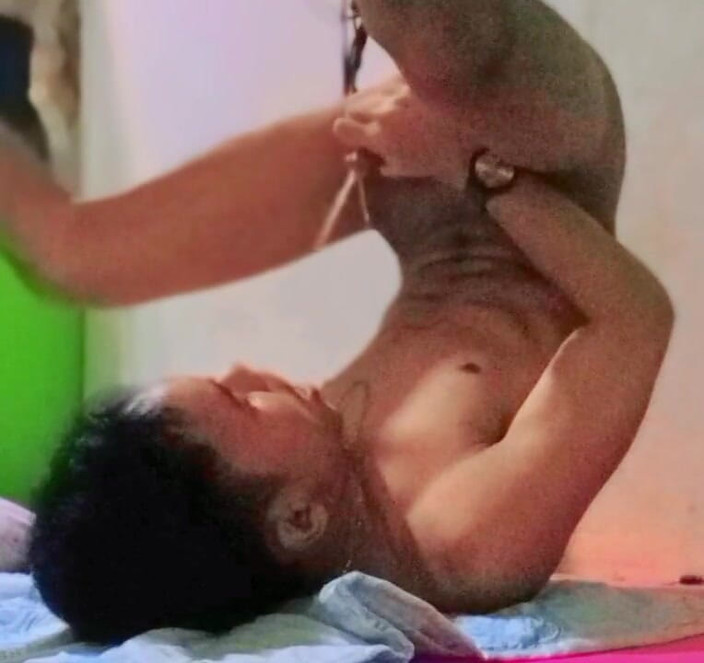 Rouge_eastson: Sega, posizione a testa in giù e mangiando il Mio...