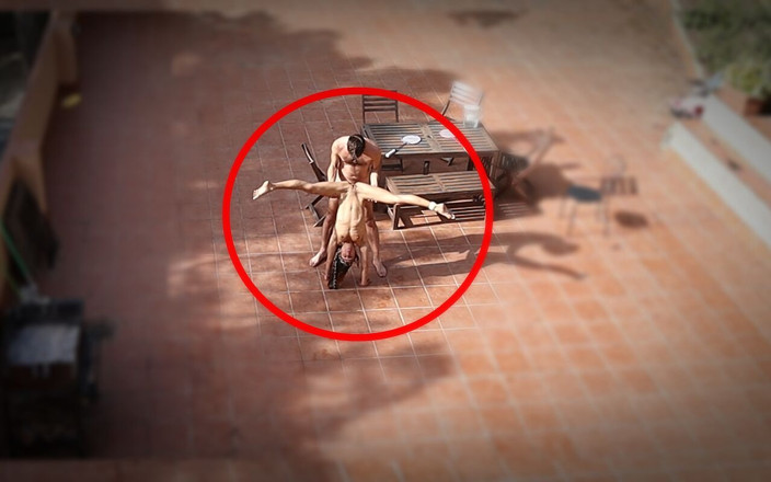 Magia Rosa: Couple Playing and Fucking in the Courtyard, Outside