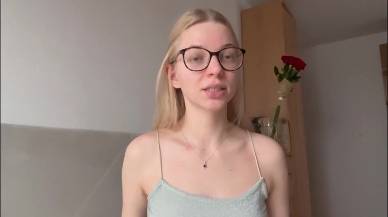 Goddess_Bella_Rae: Why Are so Many Adult Men Submissive