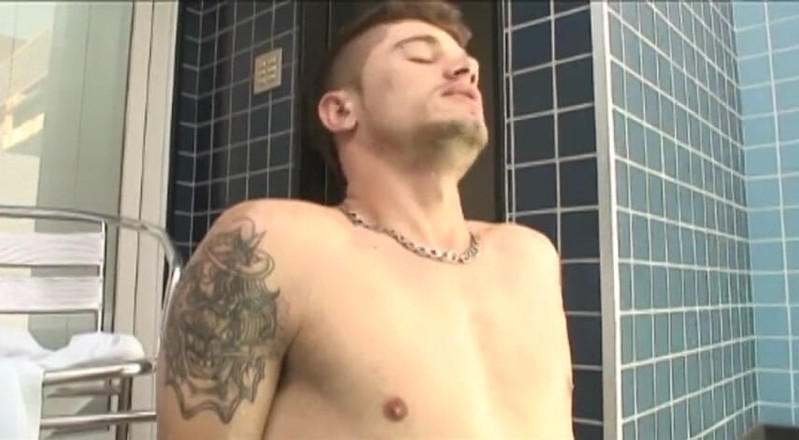 Bad Boyz: Perfect blowjob and even better anal at the indoor pool