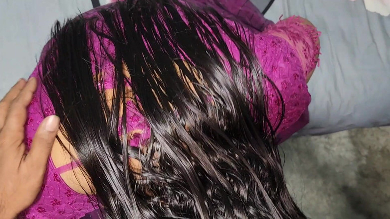 Akhi moni: Ich genoss sex mit meiner stiefschwester, während sie zusammen waren.