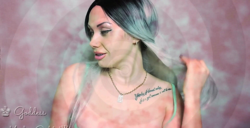 Goddess Misha Goldy: Ontspan, luister naar mijn betoverende stem en kijk diep in...