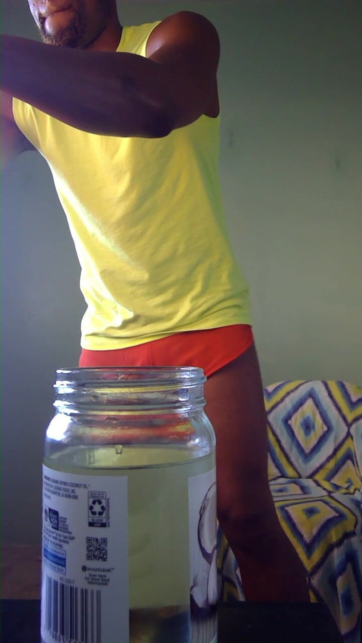 Kennie Jai: Kennie为粉丝撸撸