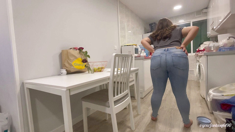 Your fantasy studio: Bauch verletzt und furzt