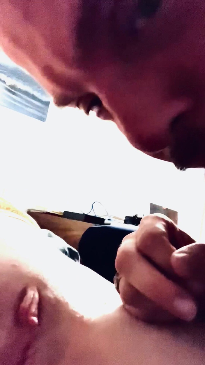 Hard raw sex: Sborro presto