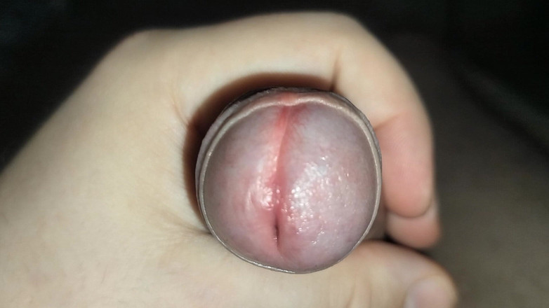 Uhri: Záběr zblízka Na masturbaci nesestříhaný penis a výstřik