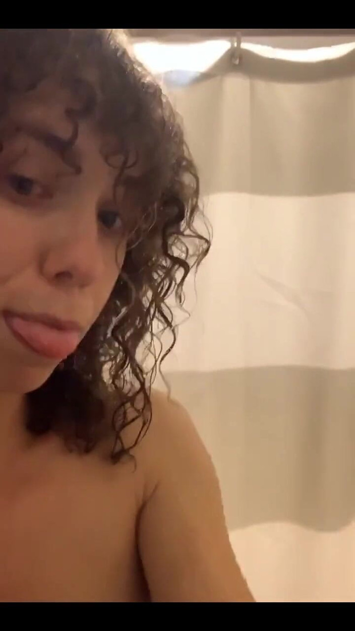 Tia Tizzianni Productions: 털이 너무 미쳤어