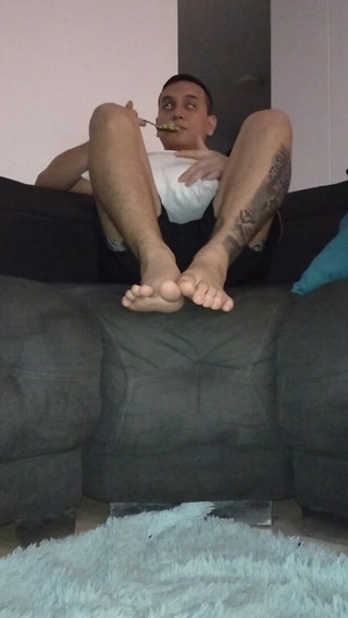 Tomas Styl: Latinoameričan ukazuje nohy při lízání