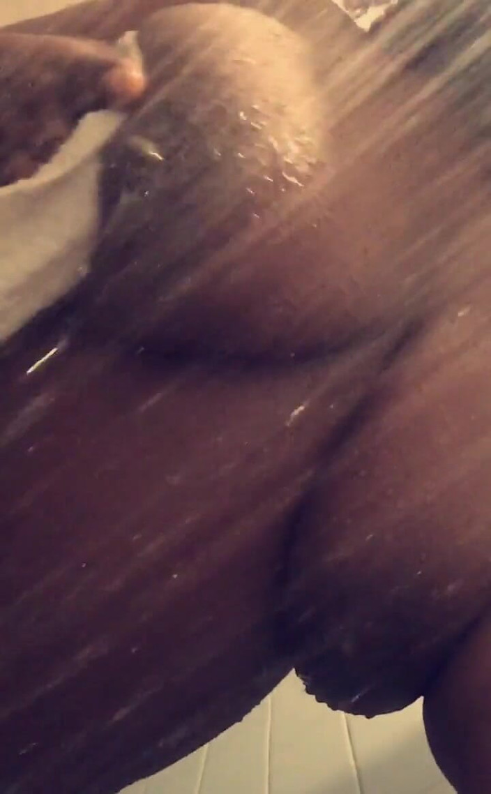 Juicy the houdini: Podívejte se na moji sprchu