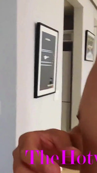 2 Girls Gangbanged by 5 Guys in Bareback Creampie Fuckfest