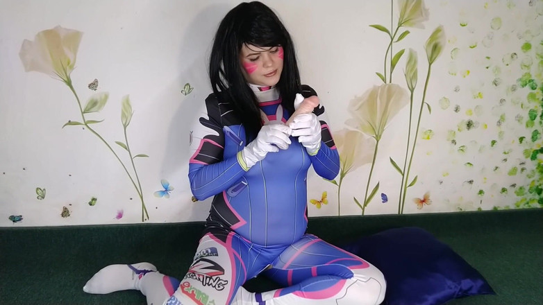 LizAngel: D.VA sucked a big dick