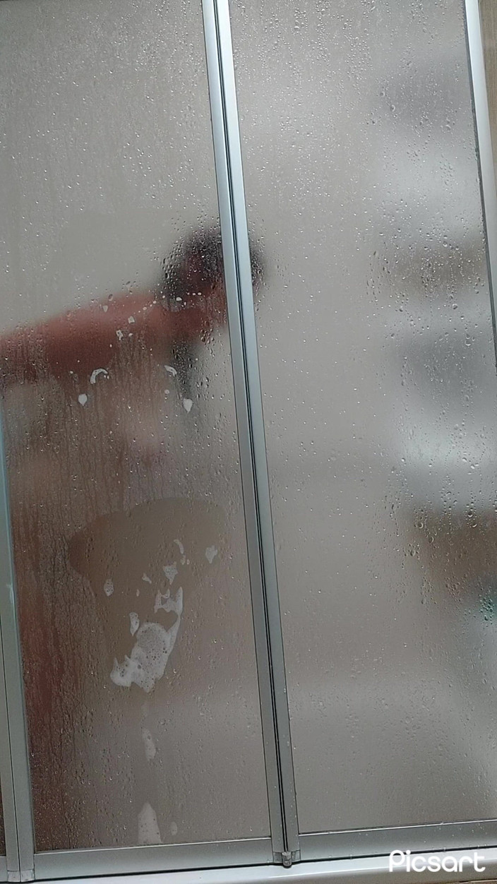 Softbrattypuppy: Tonton Saya Di Bilik Mandi Tanpa Saya Perasan