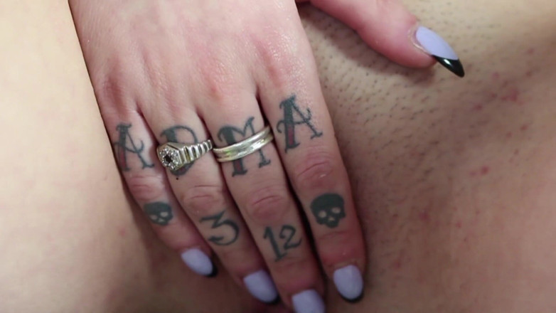 PurefilmsTv: Amateur cosplay alt teen plays with herself