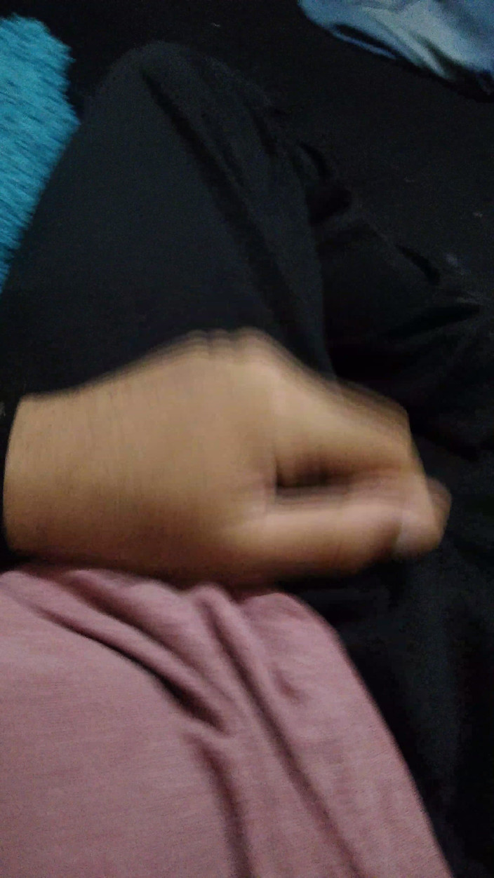 AlexAlejandro13: 挑発的なタッチング