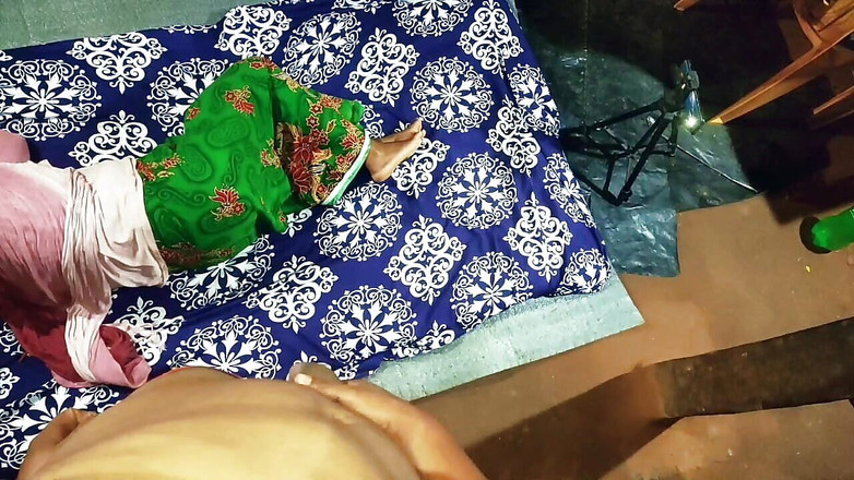 ChickenPuti: Vezměte a strávili noc nepálské špinavé řeči