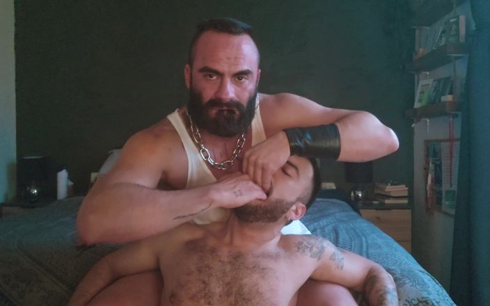 The bearded master: Gag De Toyboy. Filme completo.