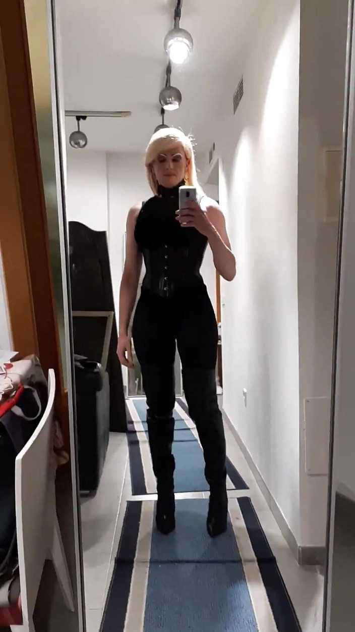 Tatiana Zorrita: フラグメント 73