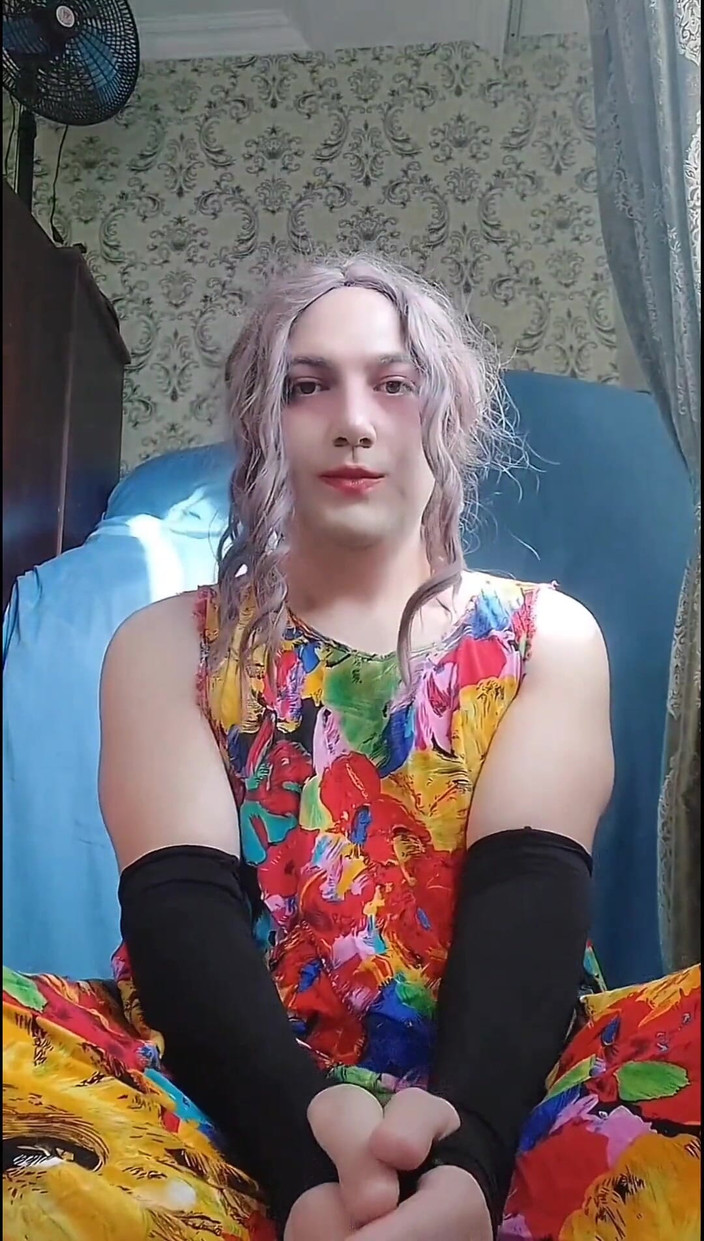 Kitty_Cross: Twerking, weißer arsch, transvestiert, sissy, amateur-schwul