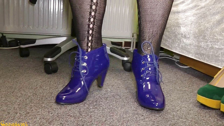 Anna Devot: Annadevot - 예, 심지어 크리스마스 때문에?