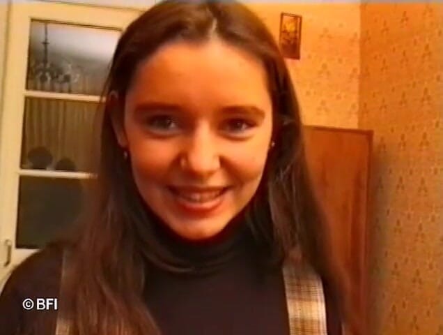 Horny Teenies: Russian eighteens - A hairy orgasm